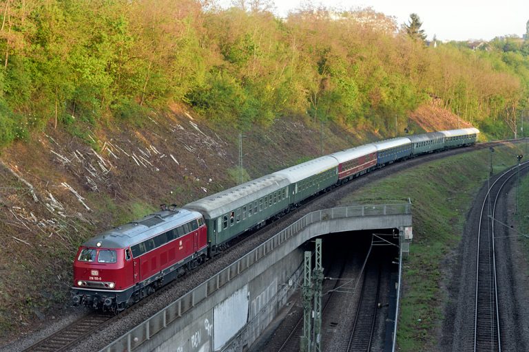 218 155 mit DPE 61439 bei km 13,8 (Mai 2019)
