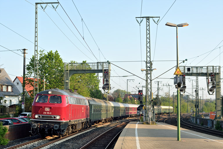218 155 mit DPE 61439 bei km 16,6 (Mai 2019)
