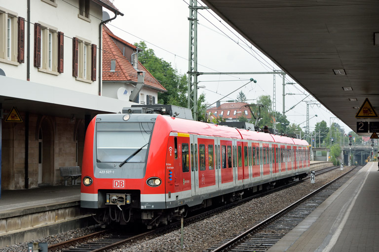 423 527 bei km 15,6 (Juli 2019)