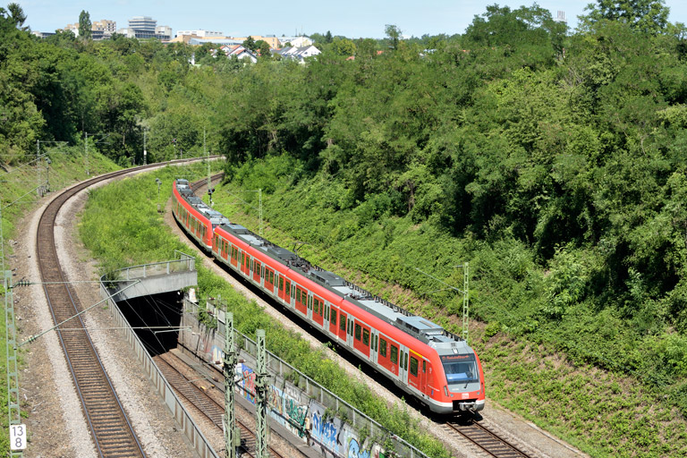 430 585 bei km 13,8 (August 2019)