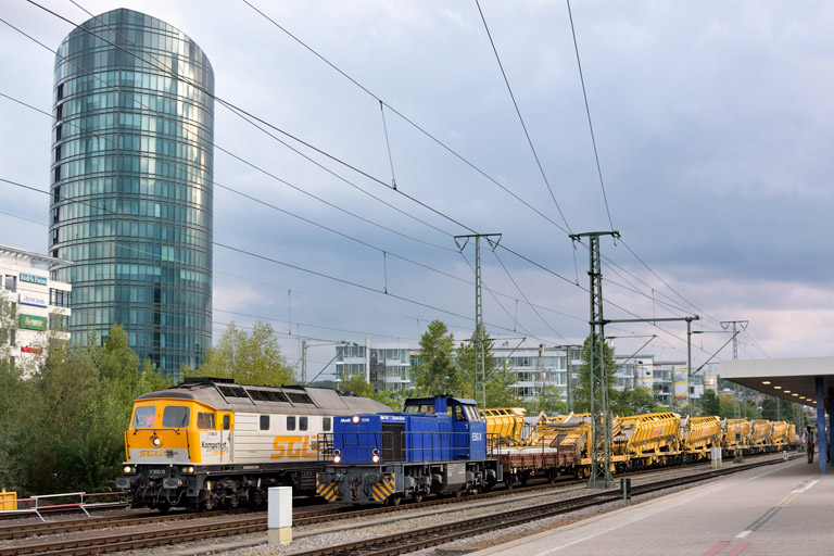ESG 8 (G 1206) und SGL V300.18 bei km 15,6 (September 2019)