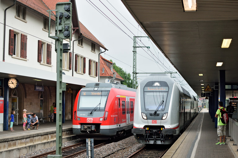 IC 2335/RE 52335 bei km 15,6 (Juli 2019)