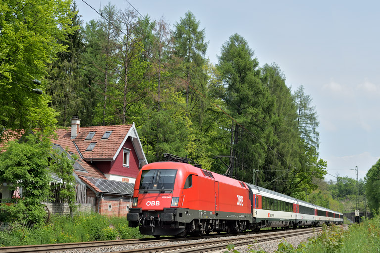 &Ouml;BB 1016 009 mit IC 187 bei km 18,2 (Mai 2019)