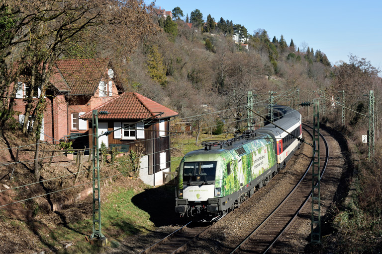 &Ouml;BB 1016 023 mit IC 187 bei km 9,4 (Februar 2019)