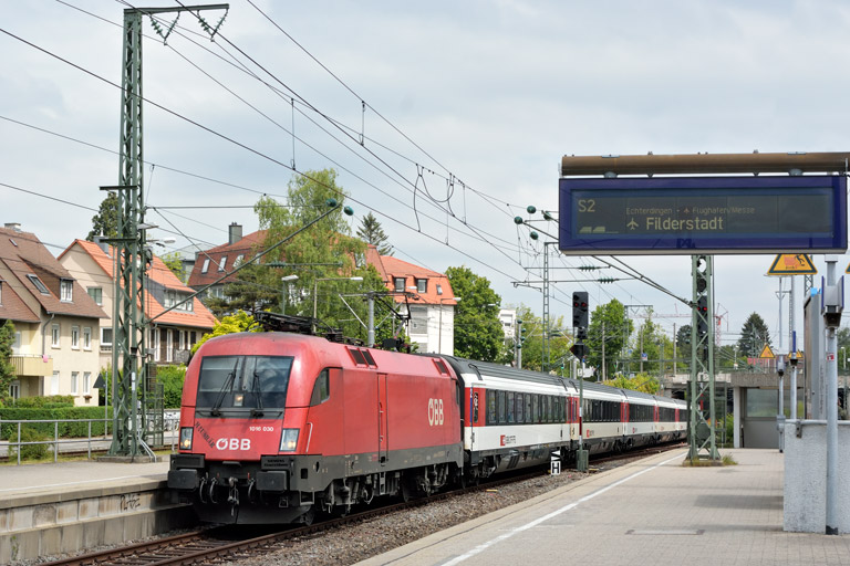 &Ouml;BB 1016 030 mit IC 187 bei km 15,6 (Mai 2019)