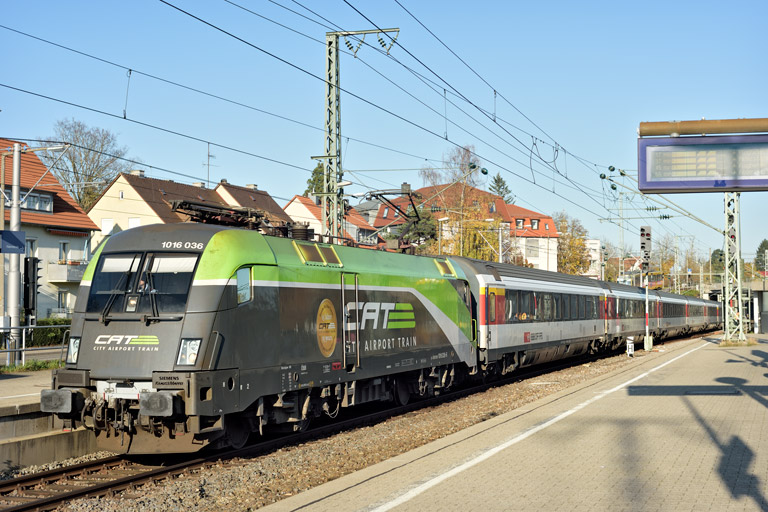 &Ouml;BB 1016 036 mit IC 189 bei km 15,6 (November 2019)