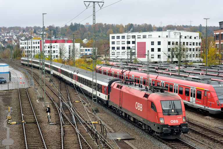 &Ouml;BB 1116 038 mit IC 280 bei km 16,0 (November 2019)