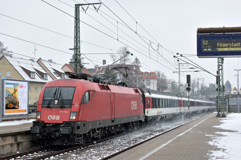 &Ouml;BB 1116 046 mit IC 187 bei km 15,6 (Januar 2019)