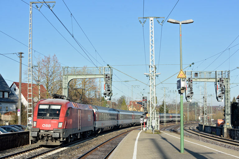 &Ouml;BB 1116 076 mit IC 185 bei km 16,8 (Dezember 2019)