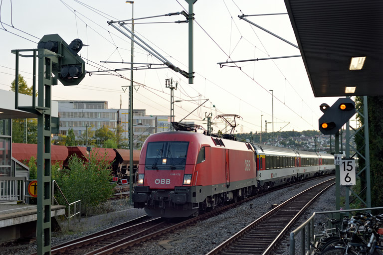 &Ouml;BB 1116 172 mit IC 184 bei km 15,6 (September 2019)