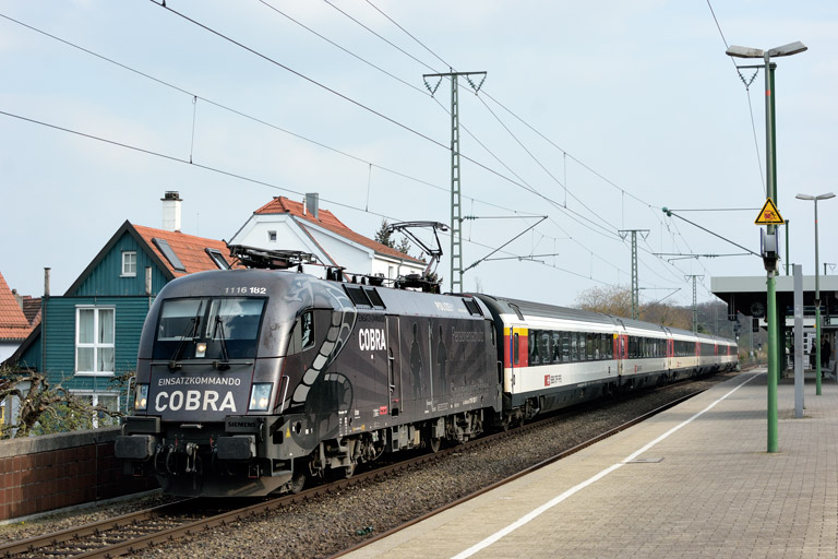 &Ouml;BB 1116 182 mit IC 186 bei km 16,8 (April 2019)