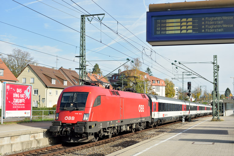 &Ouml;BB 1116 185 mit IC 185 bei km 15,6 (Oktober 2019)