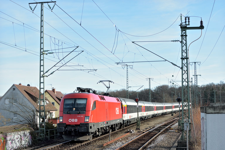 &Ouml;BB 1116 186 mit IC 188 bei km 16,8 (Februar 2019)