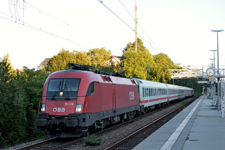 &Ouml;BB 1116 252 mit IC 2334 bei km 14,2 (September 2019)