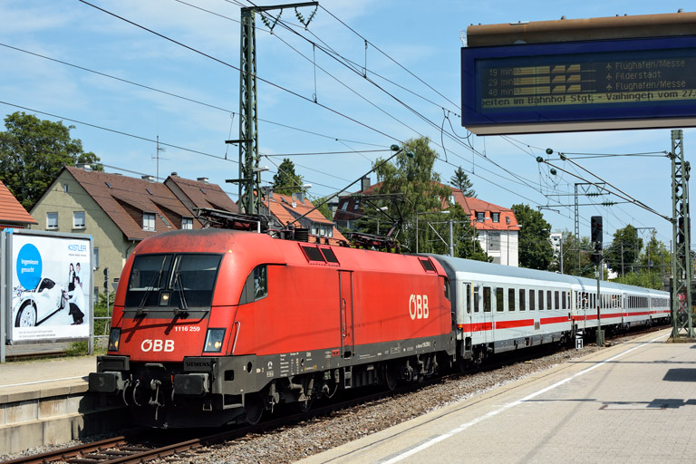 &Ouml;BB 1116 259 mit IC 2337 bei km 15,6 (Juli 2019)