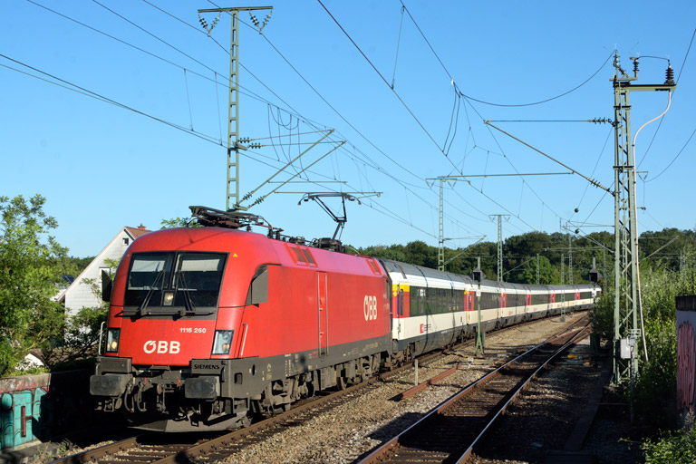 &Ouml;BB 1116 260 mit IC 184 bei km 16,8 (Juni 2019)