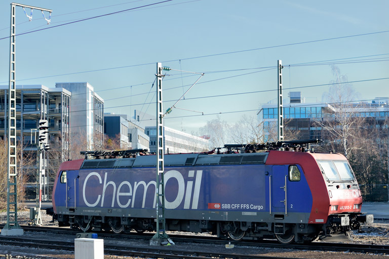 482 012 bei km 15,6 (Dezember 2019)