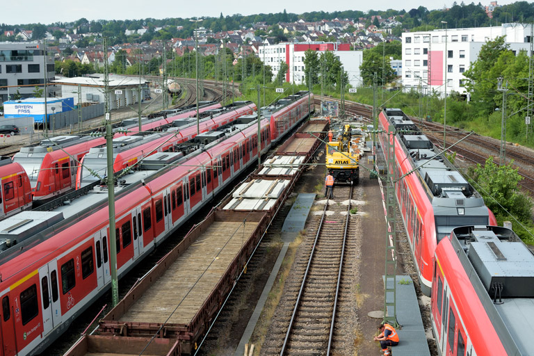 Zweiwegebagger bei km 16,0 (August 2019)
