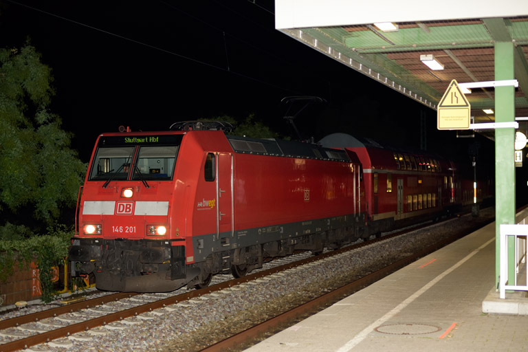 146 201 mit RE 17610 bei km 16,8 (September 2020)