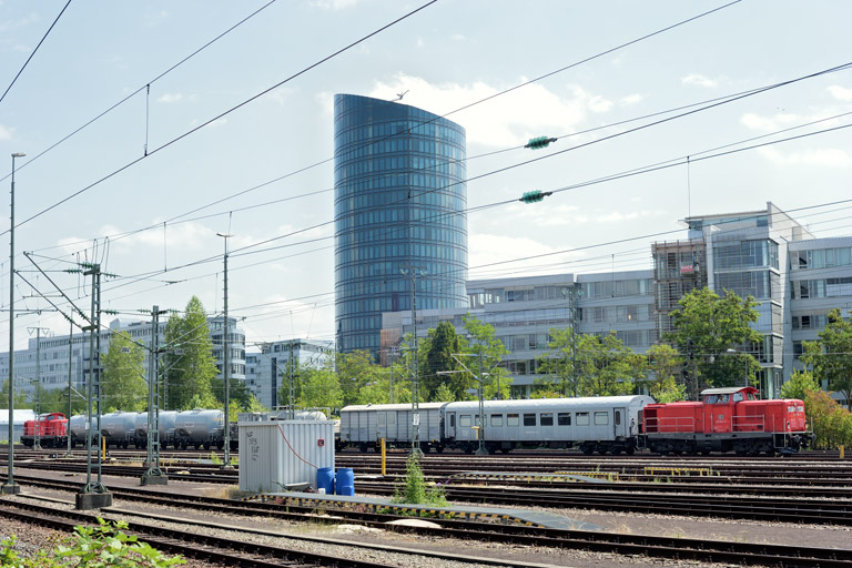 212 034 mit Bauz 91653 bei km 15,8 (Juli 2020)