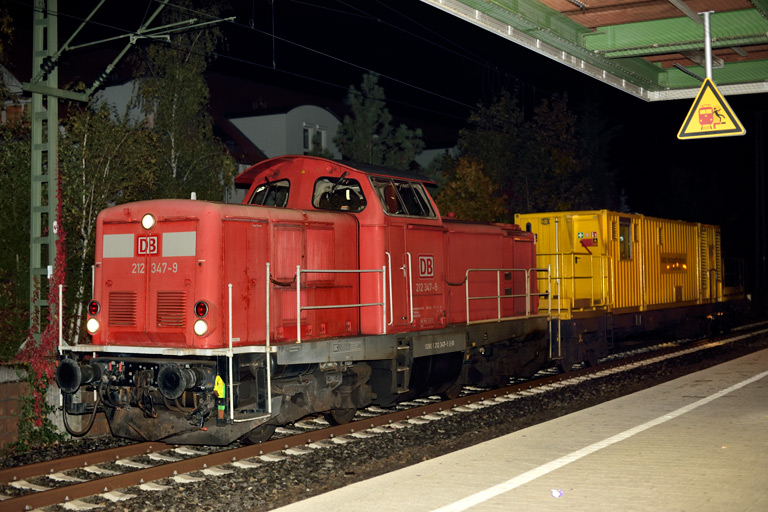 212 347 mit Bauz 79656 bei km 16,8 (Oktober 2020)