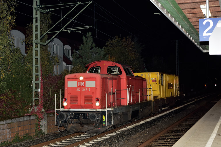 212 347 mit Bauz 79656 bei km 16,8 (Oktober 2020)