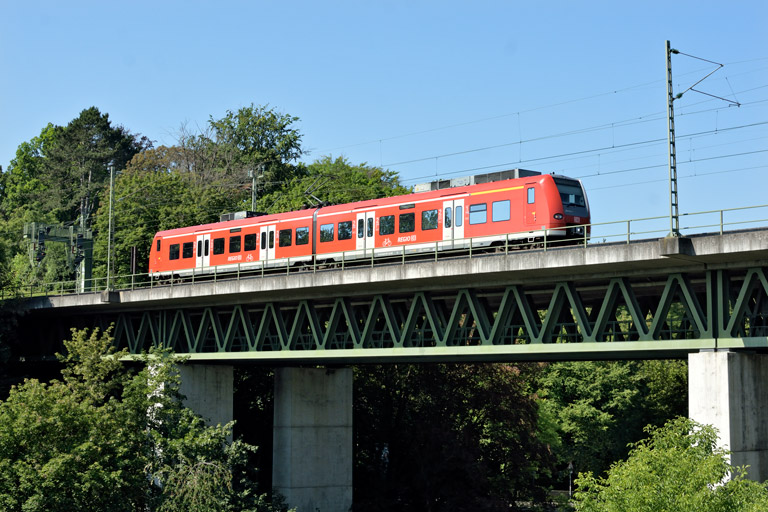 426 012 als Lt 70682 bei km 14,6 (Juni 2020)