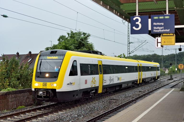 612 519 als Lr 70680 bei km 16,8 (Juni 2020)