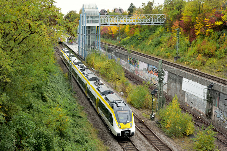 Abellio 8442 814 als DbZ 93766 bei km 14,0 (Oktober 2020)