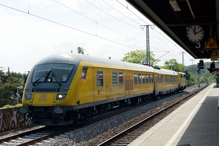 721 101 als NbZ 94330 bei km 16,8 (Mai 2020)