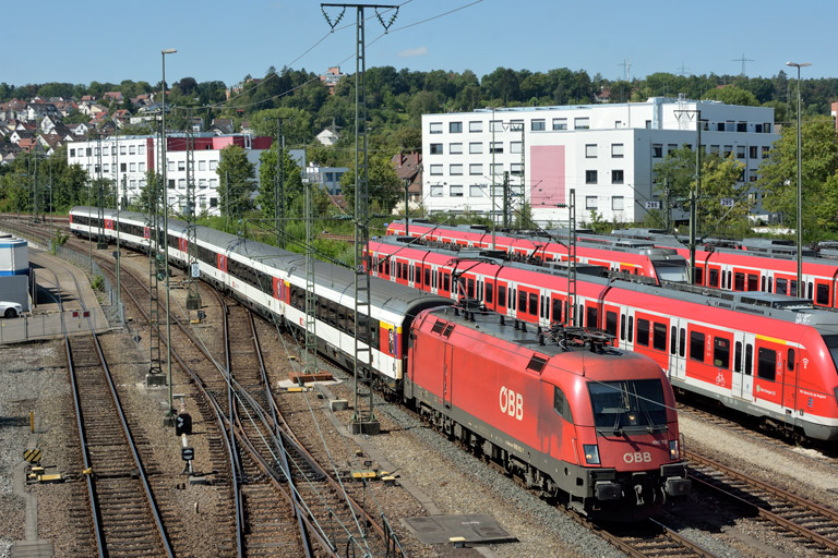 &Ouml;BB 1016 012 mit IC 282 bei km 16,0 (August 2020)
