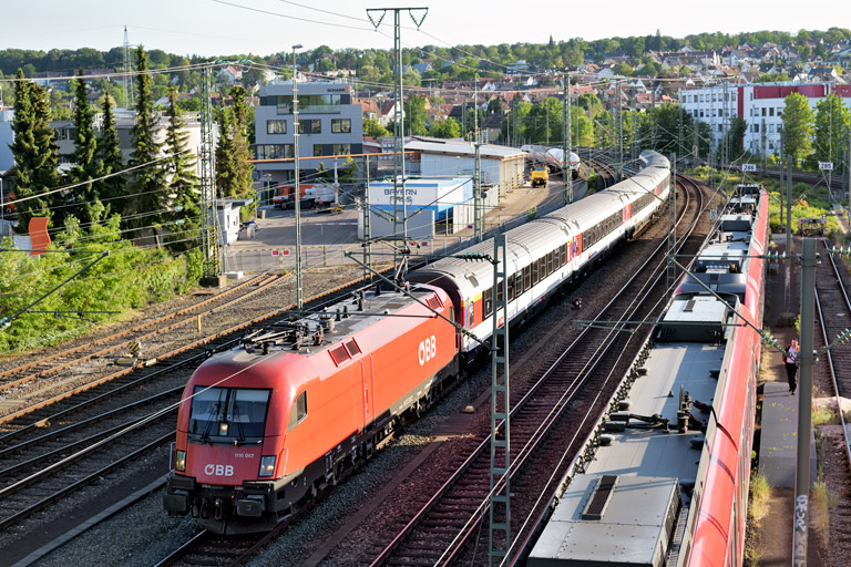 &Ouml;BB 1116 067 mit IC 184 bei km 16,0 (Mai 2020)