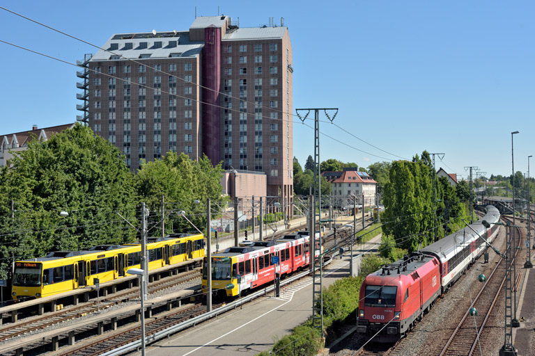 &Ouml;BB 1116 080 mit IC 185 bei km 15,8 (Juni 2020)