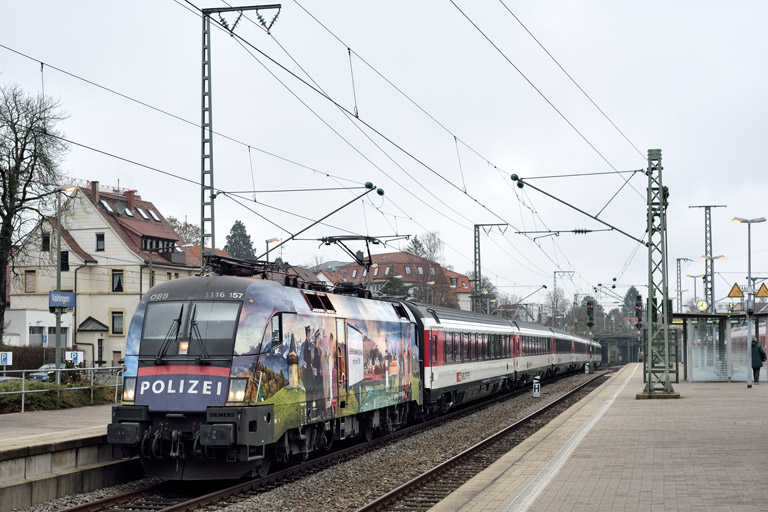 &Ouml;BB 1116 157 mit IC 187 bei km 15,6 (Dezember 2020)