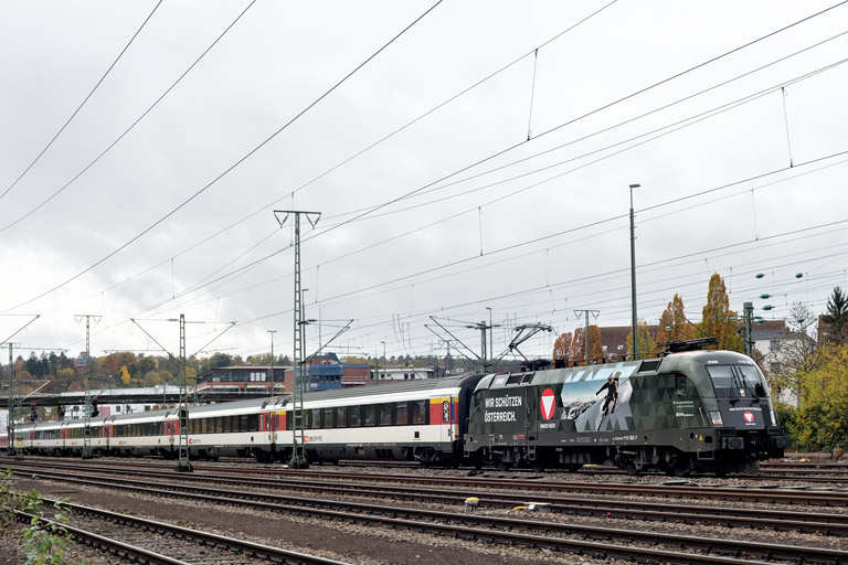 &Ouml;BB 1116 182 mit IC 280 bei km 15,8 (November 2020)