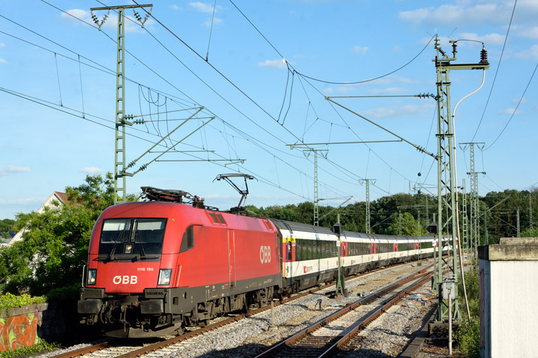 &Ouml;BB 1116 196 mit IC 188 bei km 16,8 (Mai 2020)