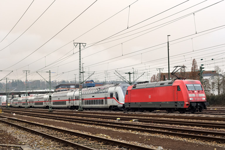101 039 und 147 569 bei km 15,8 (Februar 2021)