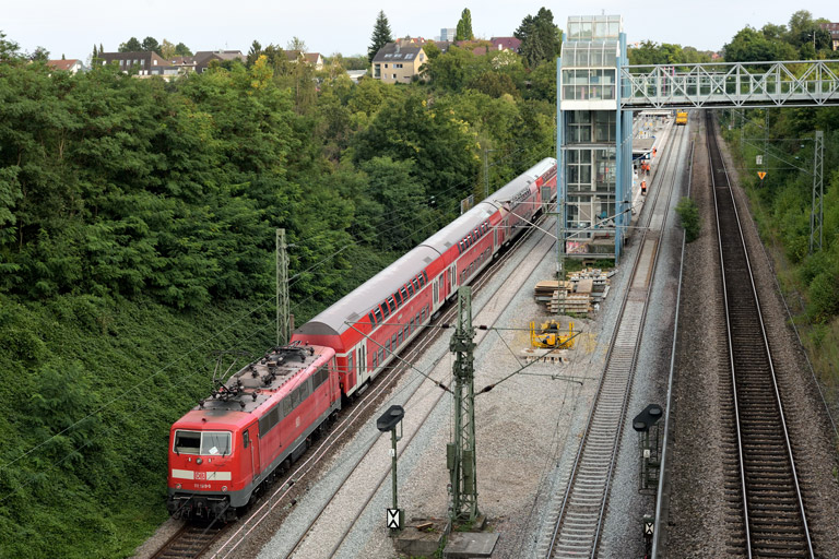 111 169 mit RE 28421 bei km 14,0 (September 2021)