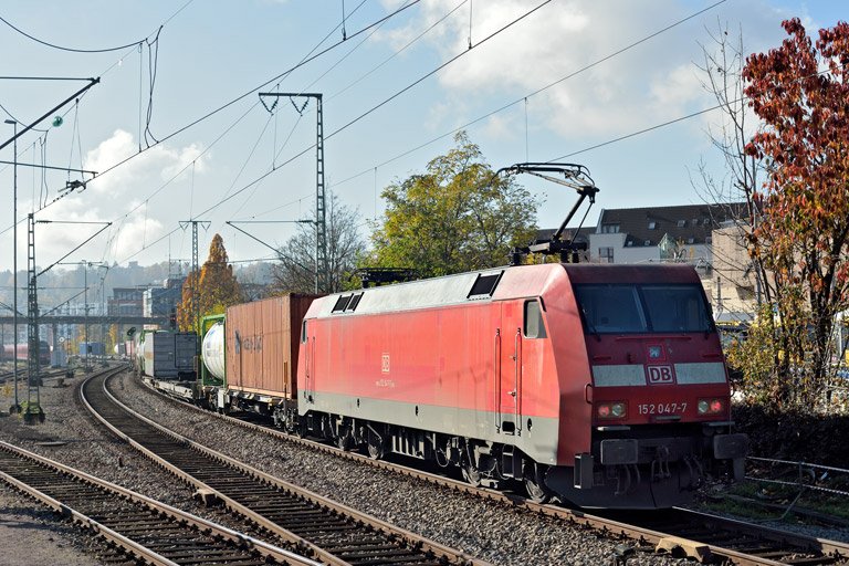 152 047 mit KT 50031 bei km 14,0 (November 2021)