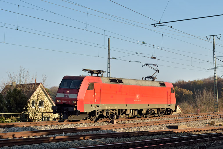 152 047 bei km 17,0 (November 2021)