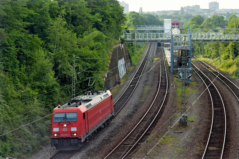 185 233 bei km 14,4 (Juli 2021)