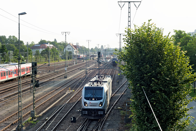 187 073 bei km 15,8 (Juli 2021)