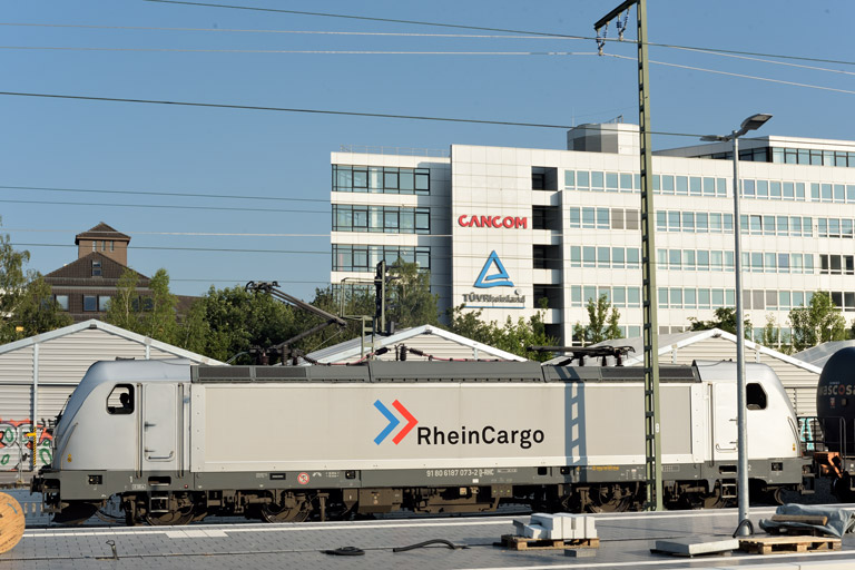 187 073 bei km 15,6 (Juli 2021)