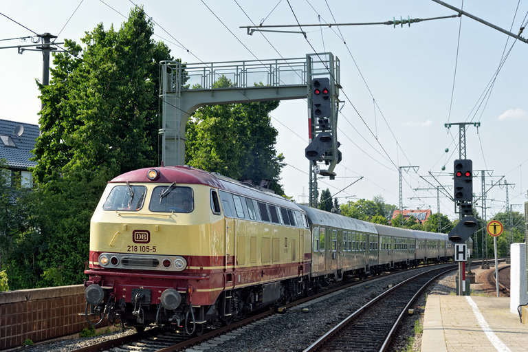 218 105 bei km 16,6 (Juli 2021)