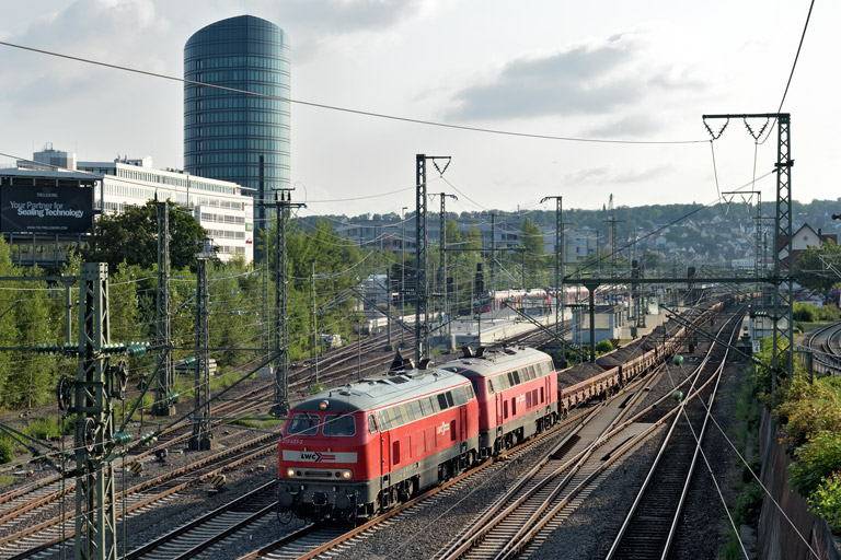 218 451 und 218 450 bei km 15,4 (August 2021)