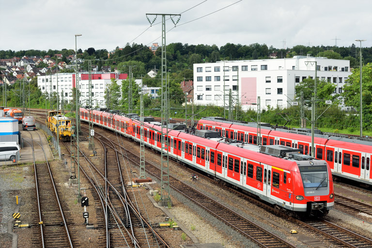 423 006 als S15 bei km 16,0 (August 2021)