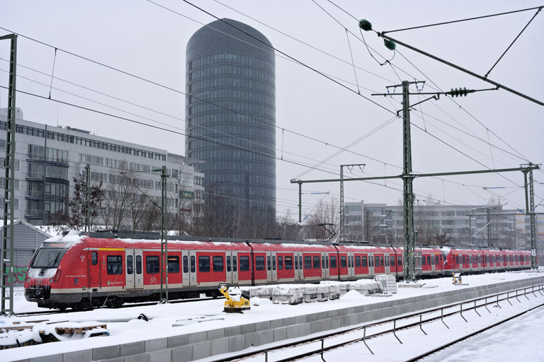 Baureihe 430 bei km 15,6 (Februar 2021)