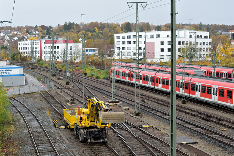 Zweiwegebagger bei km 16,0 (November 2021)