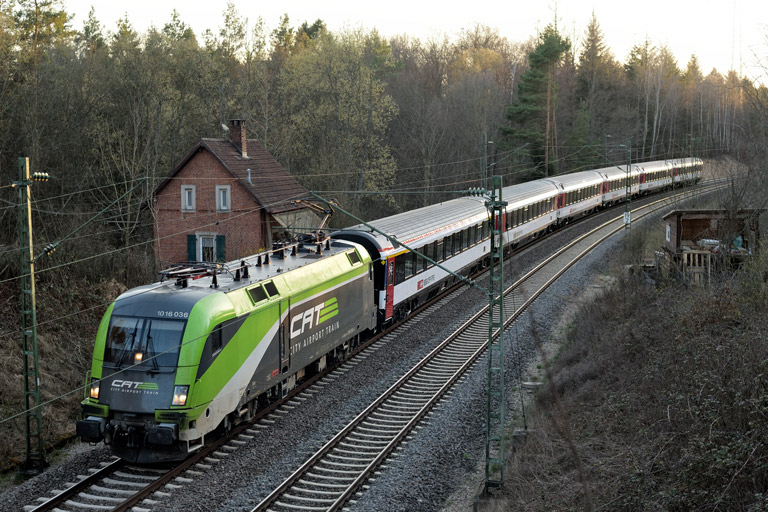 &Ouml;BB 1016 036 mit IC 184 bei km 19,2 (M&auml;rz 2021)