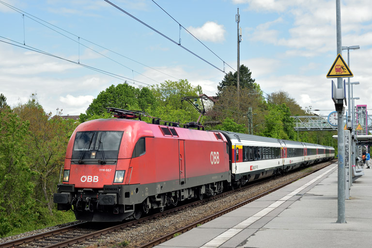 &Ouml;BB 1116 057 mit IC 188 bei km 14,2 (Mai 2021)